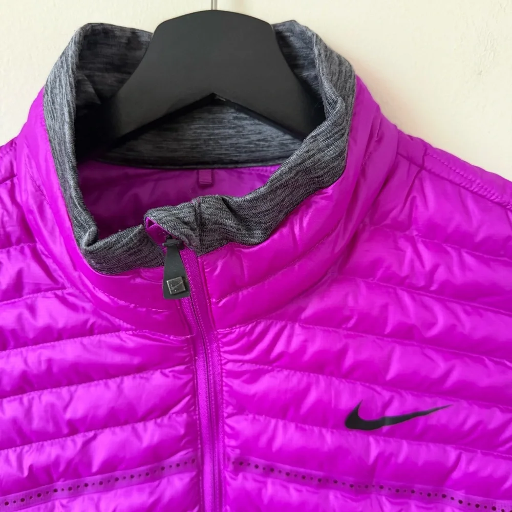Nike AeroLoft Fushia Golf Vest Women’s Size L - Picture 6 of 10